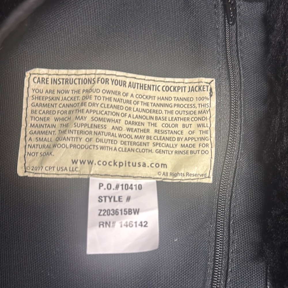 Cockpit black bomber jacket